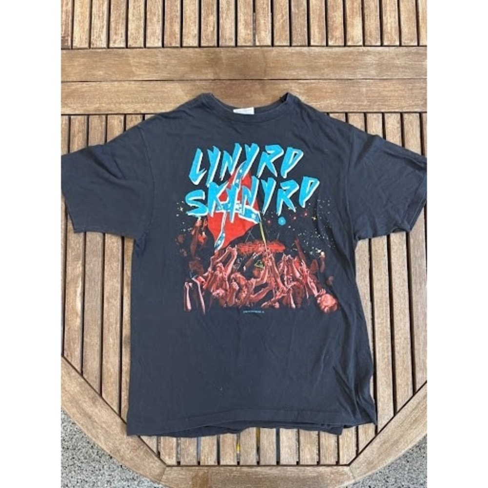 Vintage 1988 Lynyrd Skynyrd Southern By The Grace Of God Tribute Tour T-Shirt L